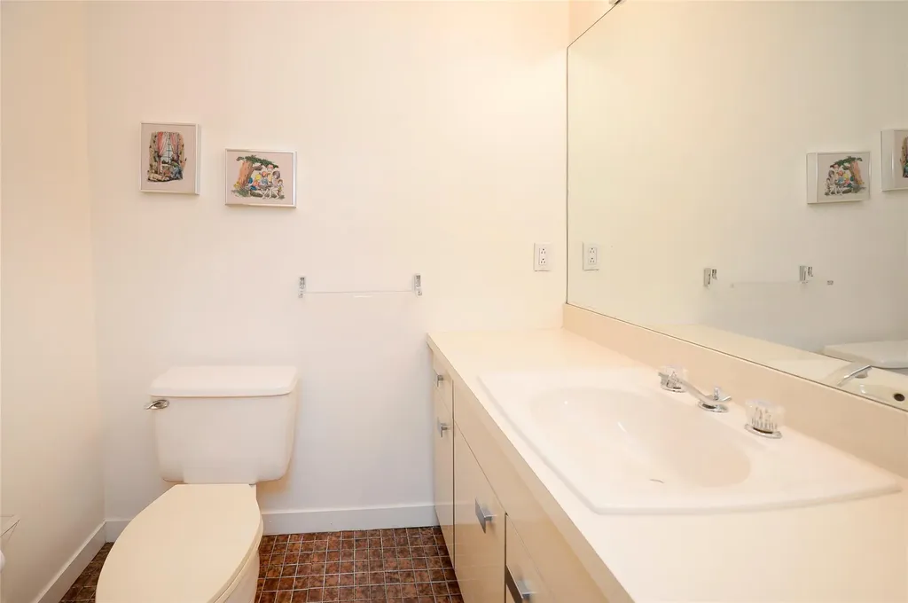 10 Chippewa Court Suffern NY 10901