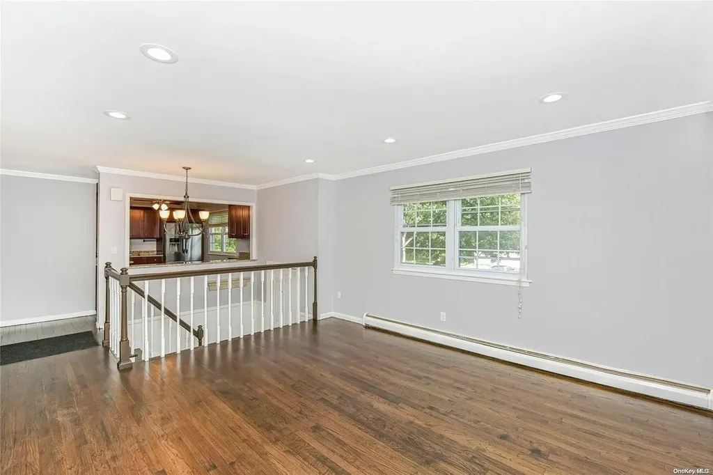 4 Wolfhollow Road Centereach NY 11720