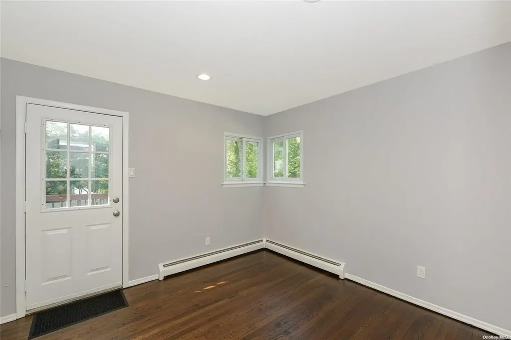 4 Wolfhollow Road Centereach NY 11720