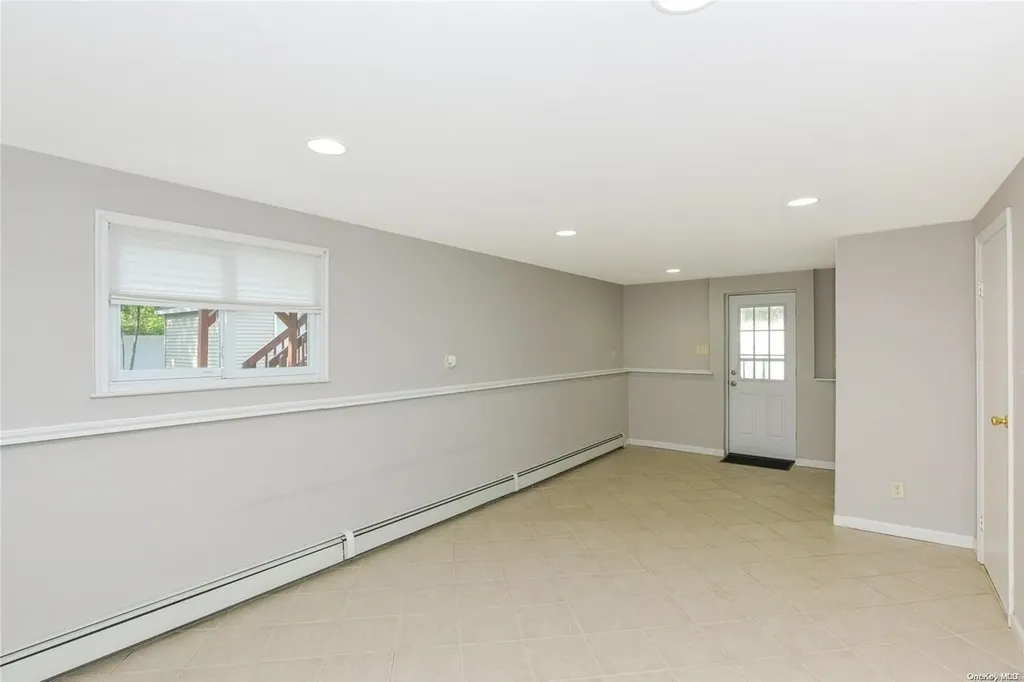 4 Wolfhollow Road Centereach NY 11720