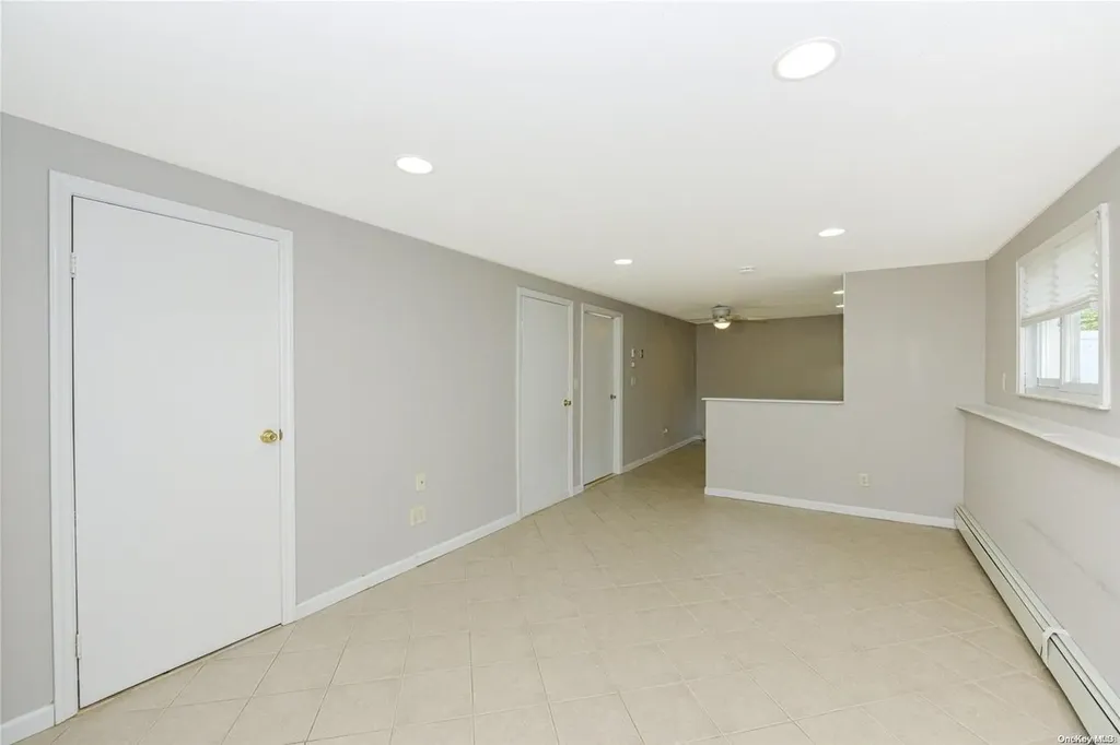 4 Wolfhollow Road Centereach NY 11720