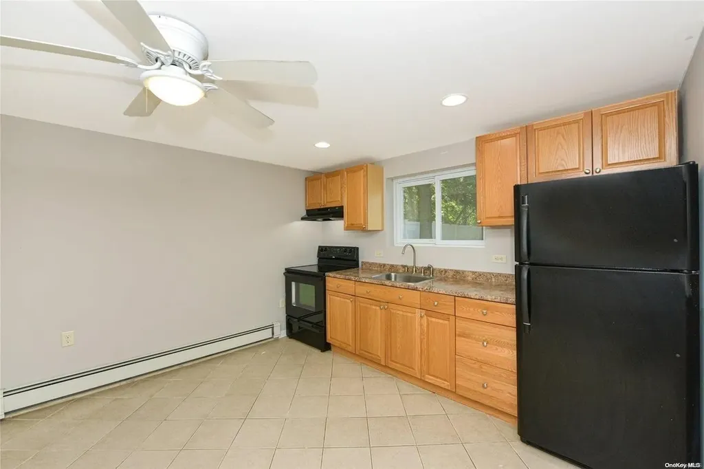 4 Wolfhollow Road Centereach NY 11720