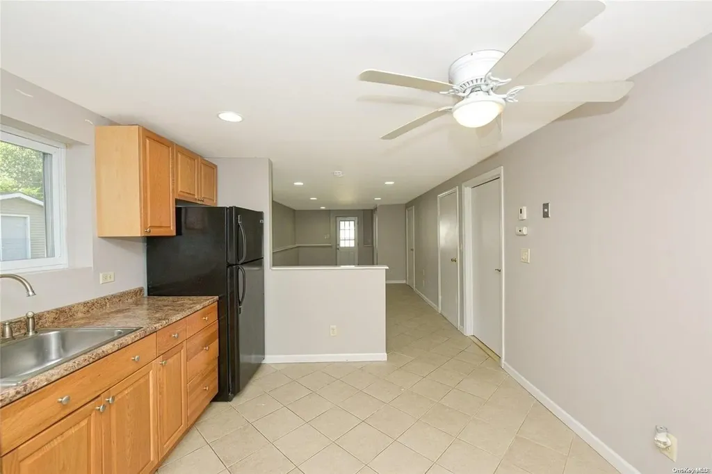 4 Wolfhollow Road Centereach NY 11720