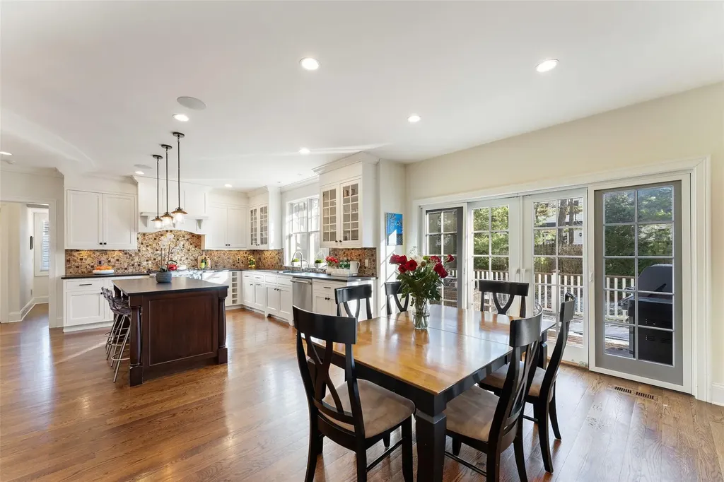 24 Myrtledale Road Scarsdale NY 10583