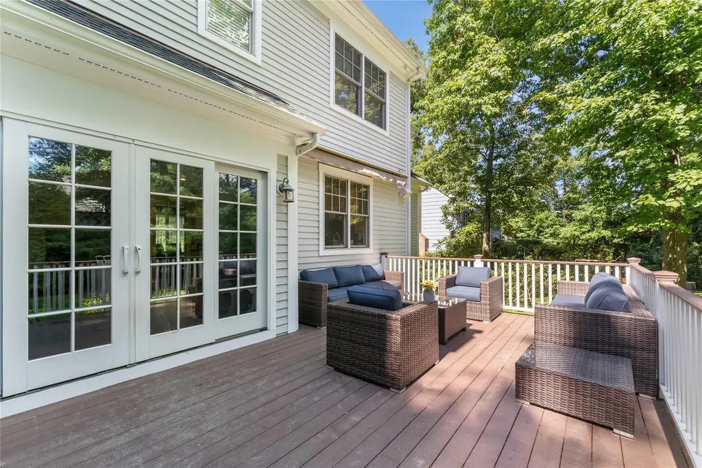 24 Myrtledale Road Scarsdale NY 10583