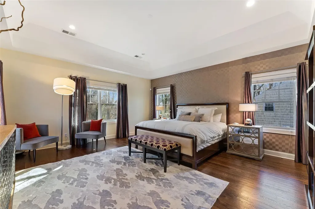 24 Myrtledale Road Scarsdale NY 10583