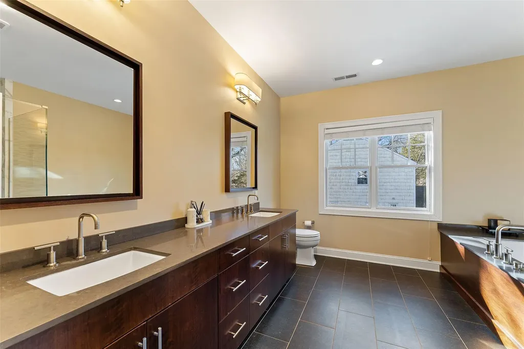 24 Myrtledale Road Scarsdale NY 10583
