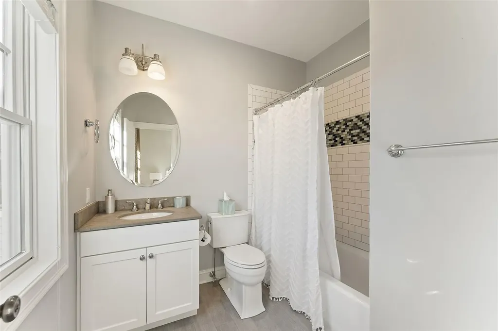 24 Myrtledale Road Scarsdale NY 10583