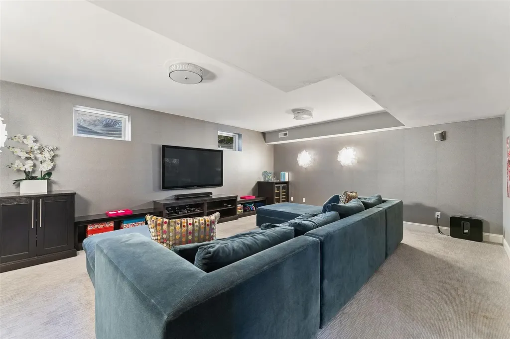 24 Myrtledale Road Scarsdale NY 10583