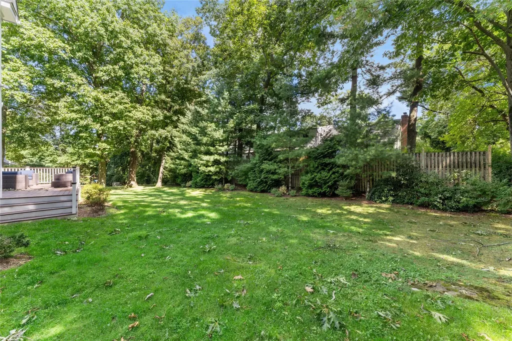 24 Myrtledale Road Scarsdale NY 10583
