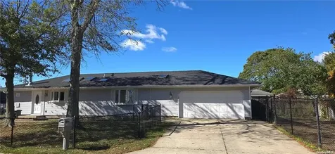 55 Seymour Drive Shirley NY 11967