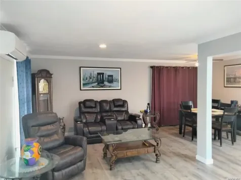 55 Seymour Drive Shirley NY 11967