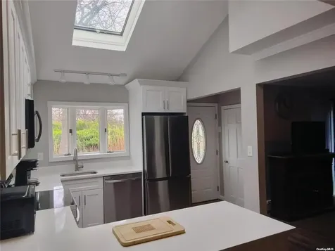 55 Seymour Drive Shirley NY 11967