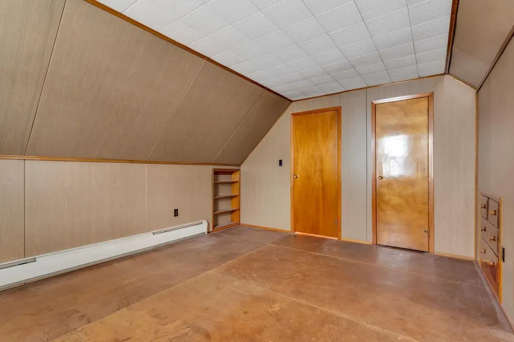 209 Emory Road Mineola NY 11501