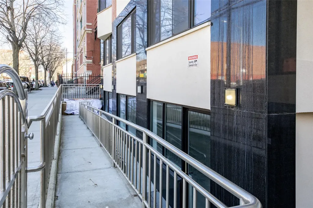 136-46 41 Avenue Flushing NY 11355