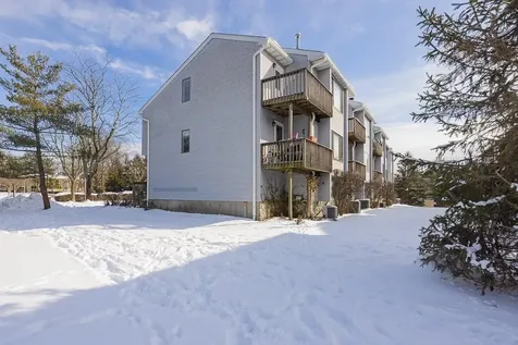 13 James Court Nanuet NY 10954