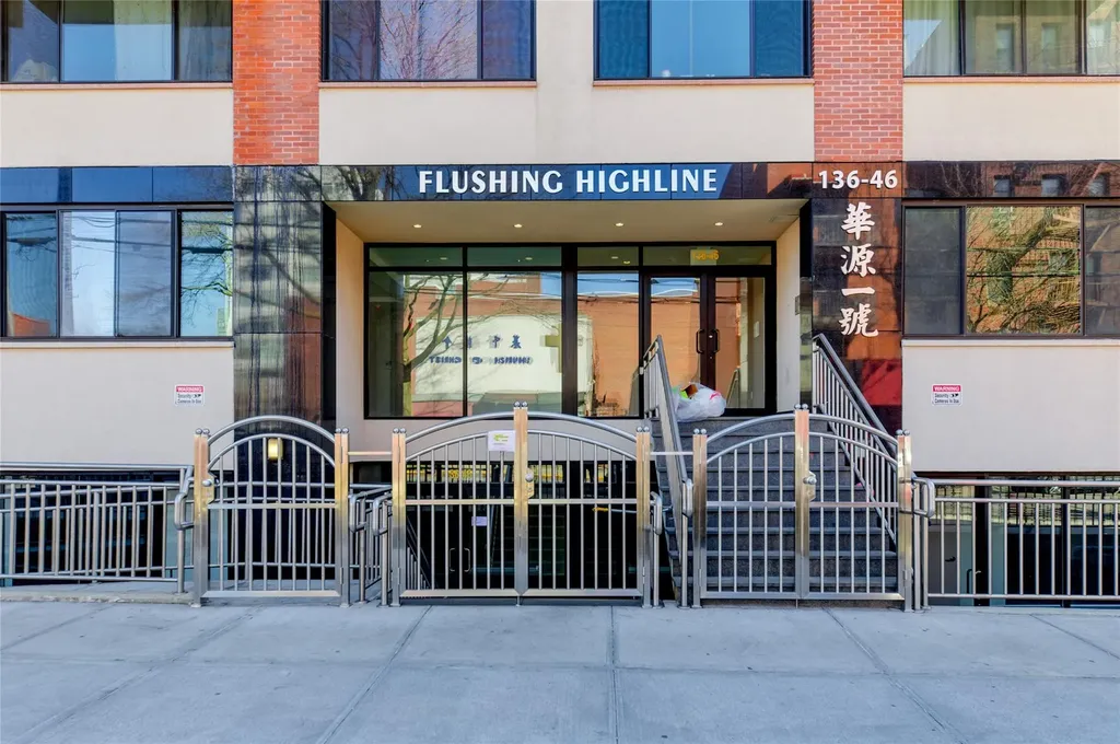 136-46 41 Avenue Flushing NY 11355