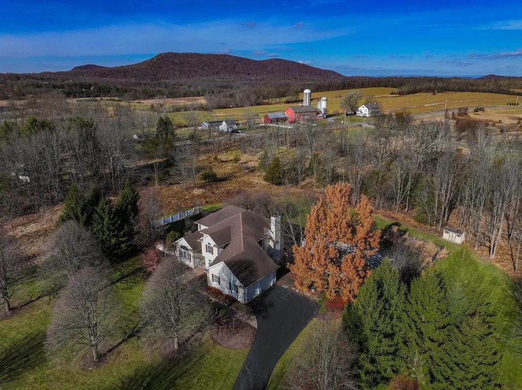 122 Meadow Ridge Road Warwick NY 10990