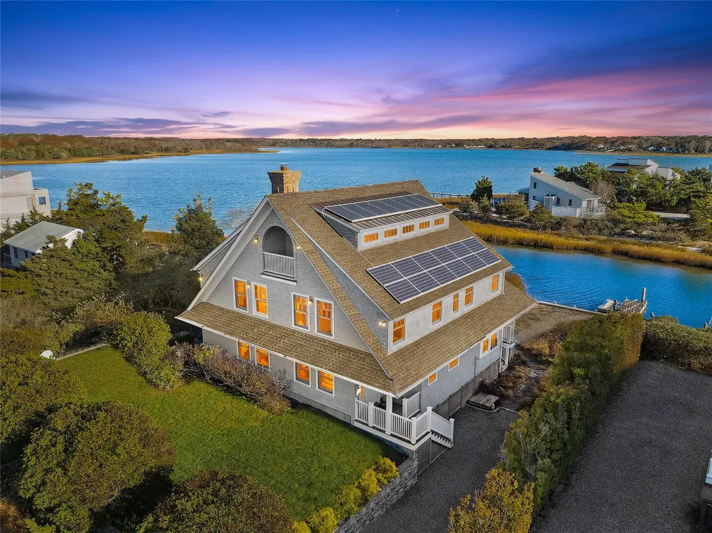 70 Cold Spring Point Road Southampton NY 11968