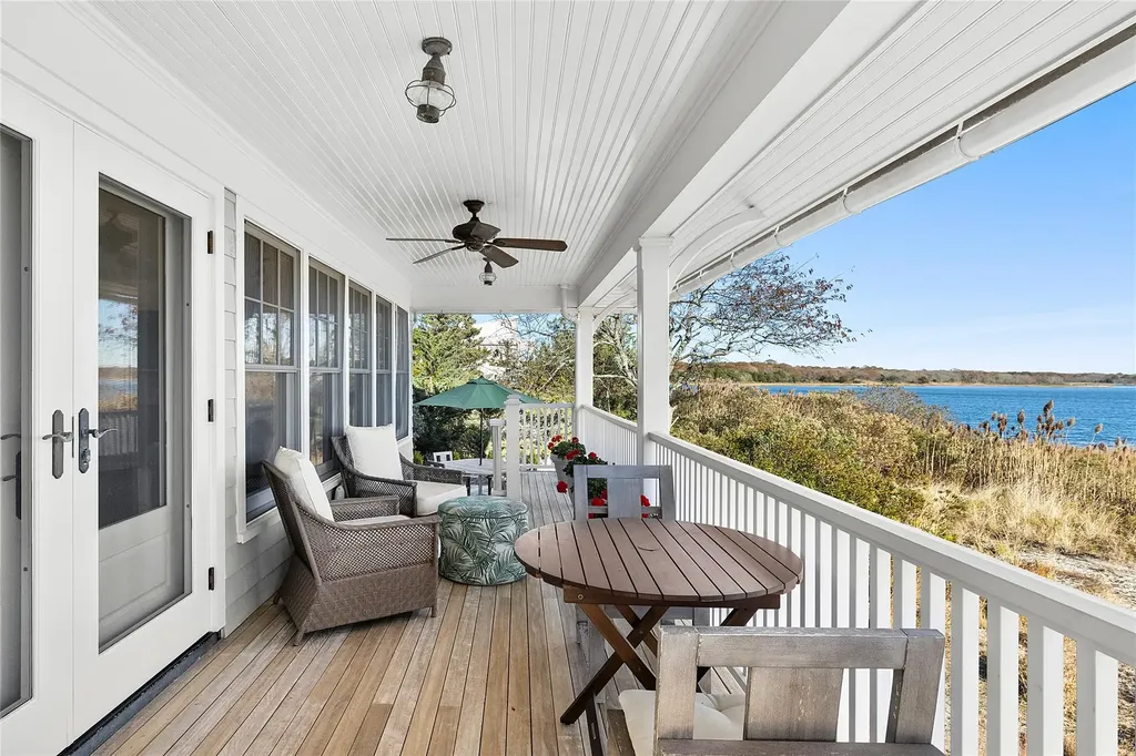 70 Cold Spring Point Road Southampton NY 11968
