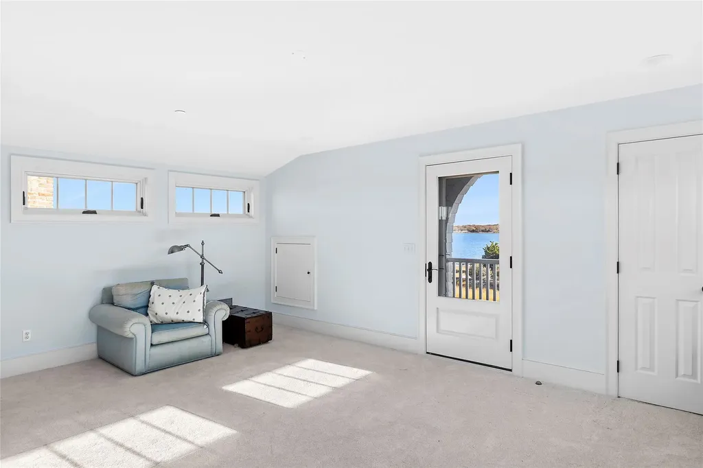 70 Cold Spring Point Road Southampton NY 11968