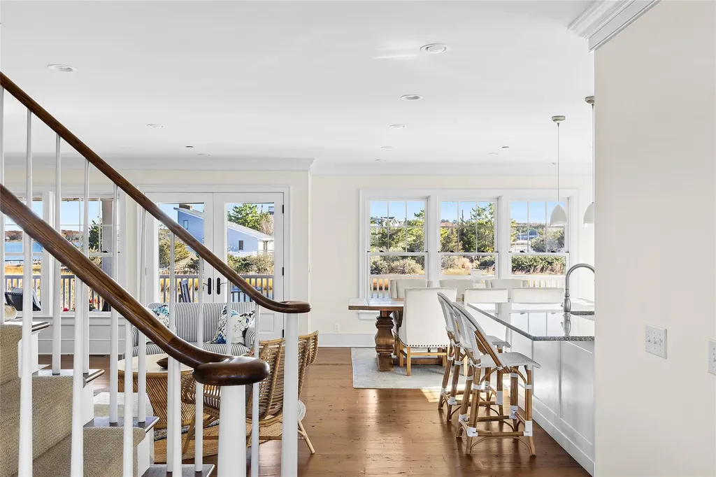 70 Cold Spring Point Road Southampton NY 11968
