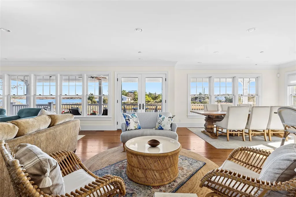 70 Cold Spring Point Road Southampton NY 11968