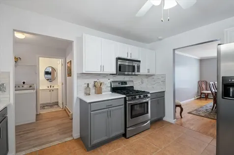 133 N 17th Street Wheatley Heights NY 11798