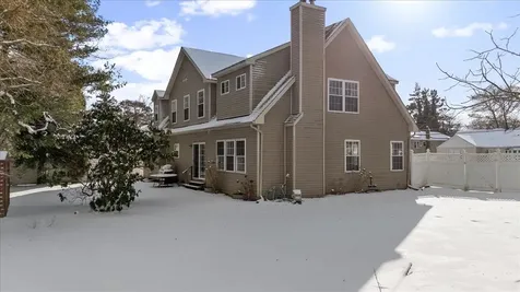 133 N 17th Street Wheatley Heights NY 11798