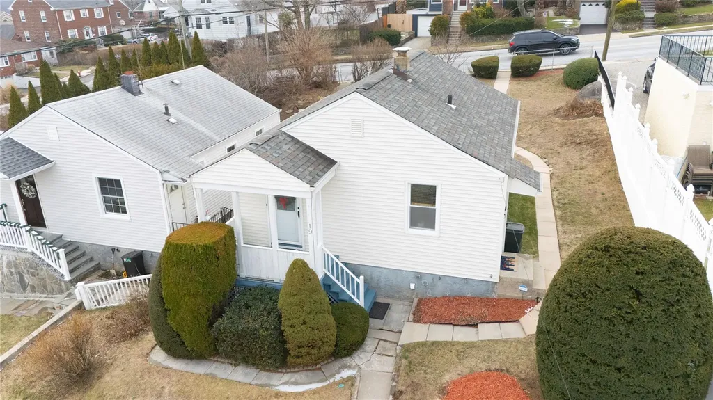 19 Floral Lane Yonkers NY 10703