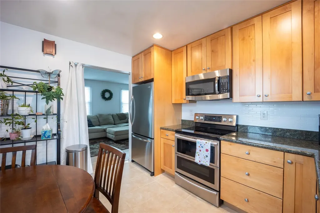 19 Floral Lane Yonkers NY 10703