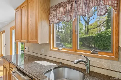 258 Church Lane Aquebogue NY 11931