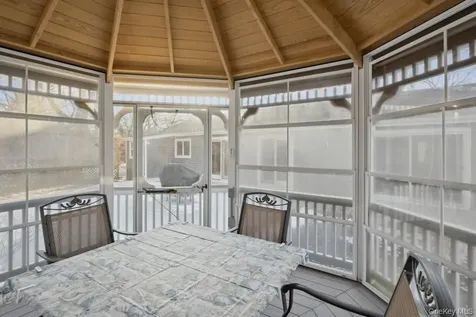 258 Church Lane Aquebogue NY 11931