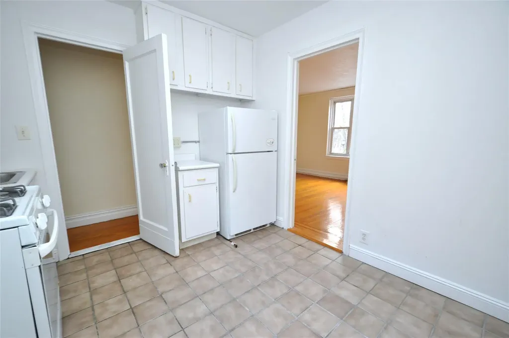 44 Garth Road Scarsdale NY 10583