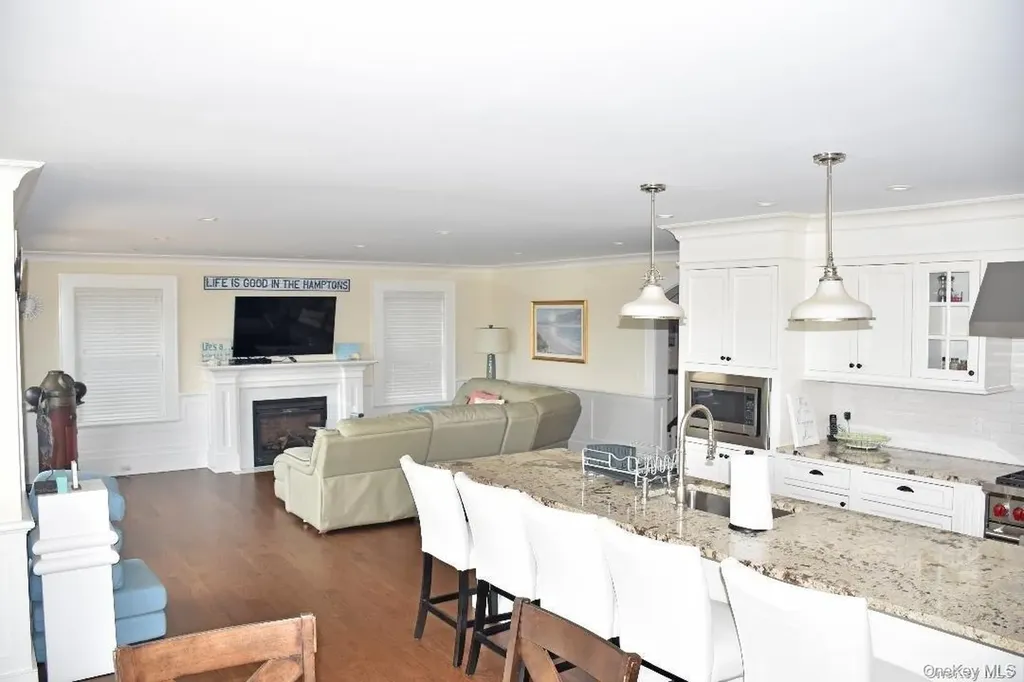 493 Dune Road Westhampton Beach NY 11978