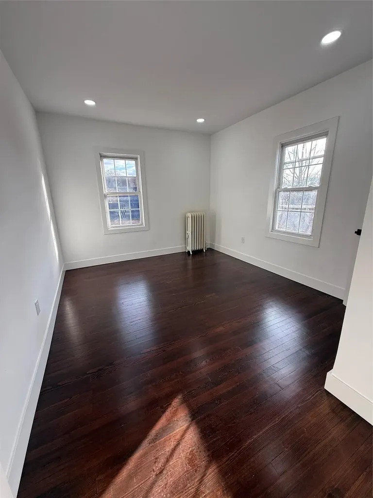 810 Wallace Avenue North Baldwin NY 11510