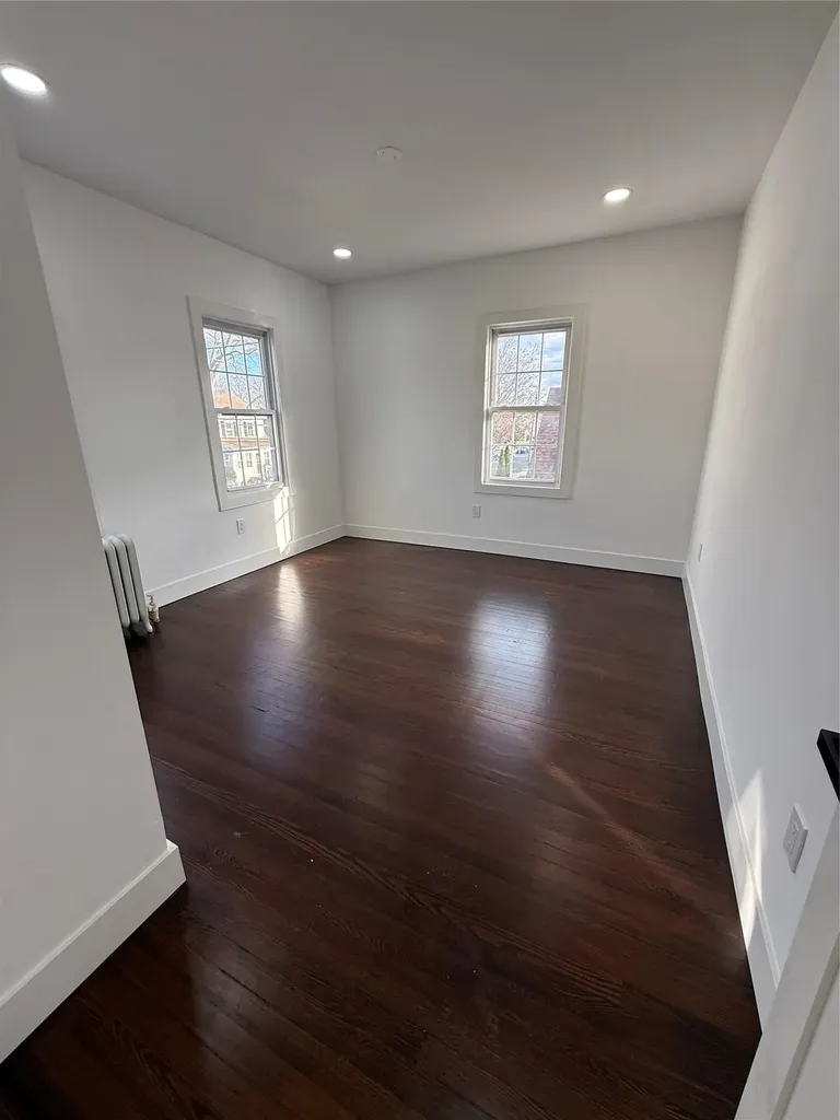 810 Wallace Avenue North Baldwin NY 11510