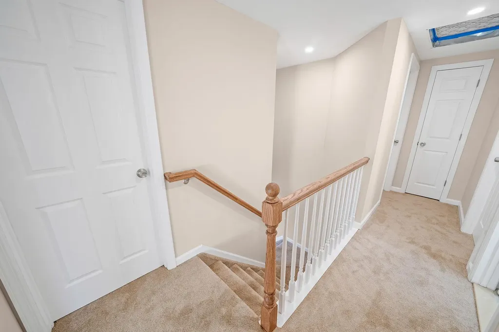 6 Wakefield Avenue Coram NY 11727