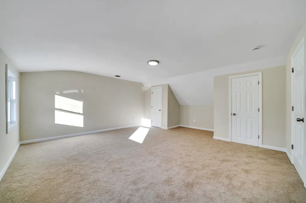 6 Wakefield Avenue Coram NY 11727