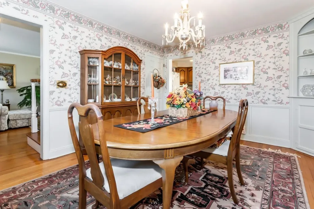 25 Hanson Place Malverne NY 11565