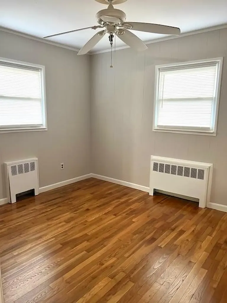 143 Delaware Avenue Bay Shore NY 11706
