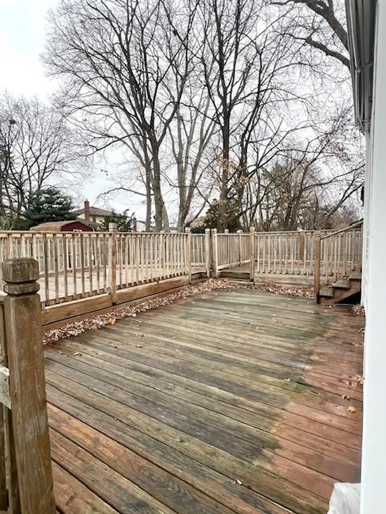 143 Delaware Avenue Bay Shore NY 11706