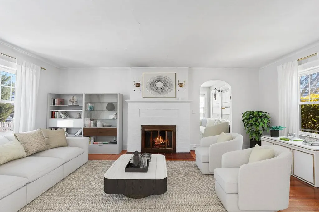 116 Linmouth Road Malverne NY 11565