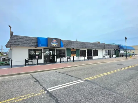 103 Woodcleft Avenue Freeport NY 11520