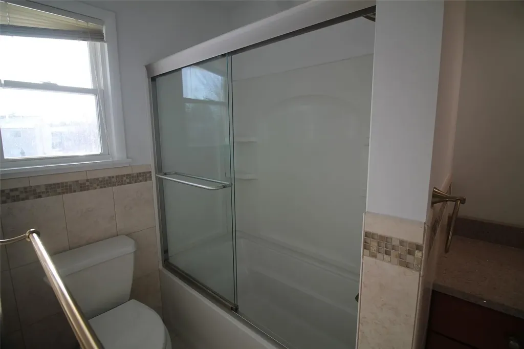 19 Gerry Road Poughkeepsie NY 12603