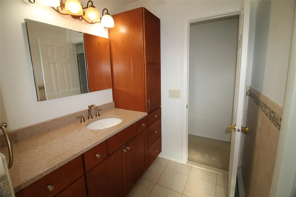 19 Gerry Road Poughkeepsie NY 12603