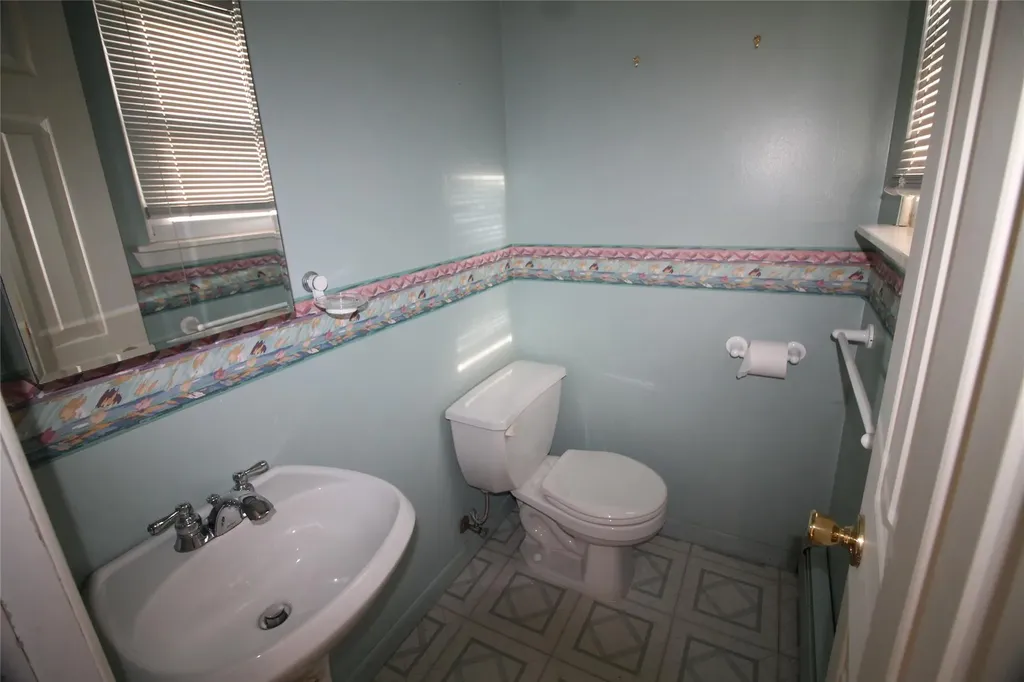 19 Gerry Road Poughkeepsie NY 12603