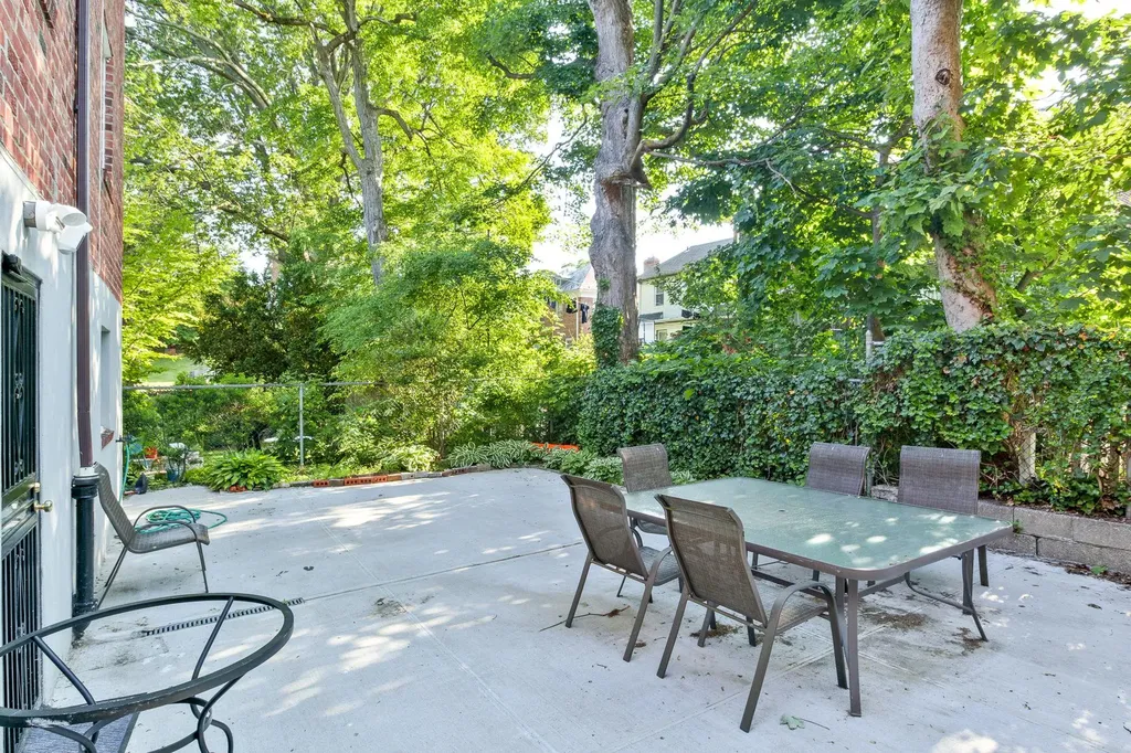 6015 Fieldston Road Bronx NY 10471