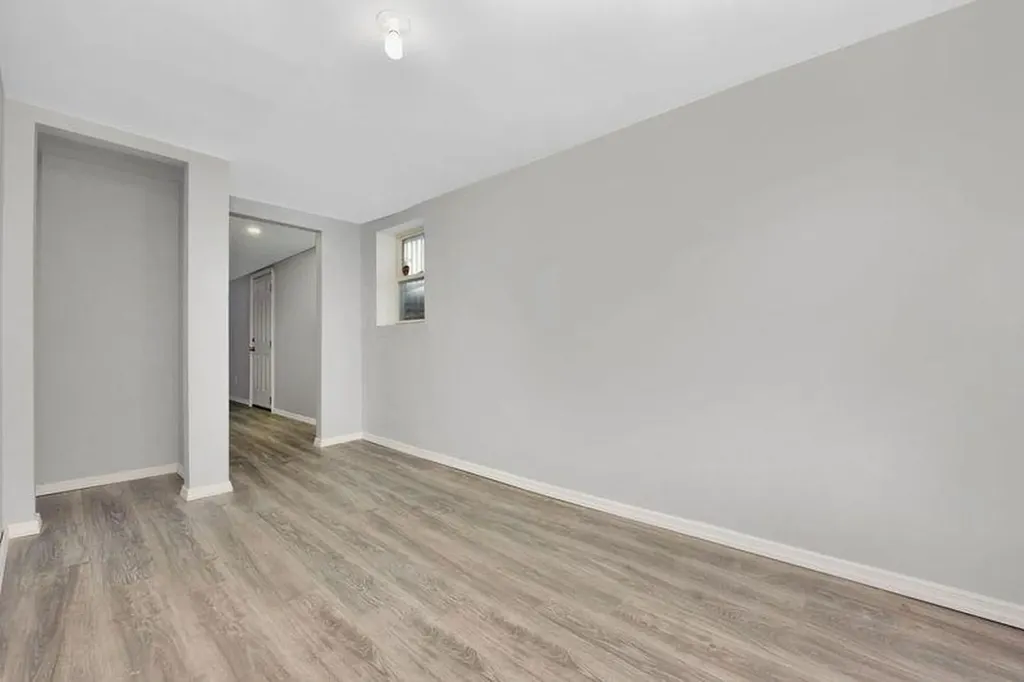41 E Chestnut Street Central Islip NY 11722