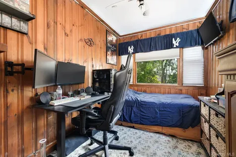 23 Grandview Drive Mahopac NY 10541